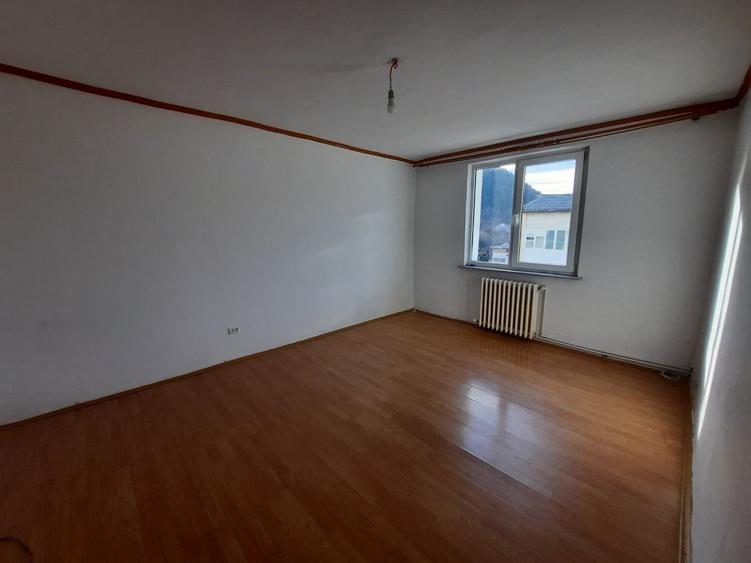 De vanzare ap 2 cam , decomandat, zona Calea Romanului, Aurorei, Cod 156883