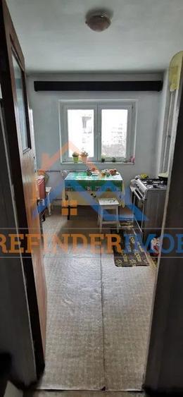 2 camere metrou Brancoveanu, Oraselul Copiilor