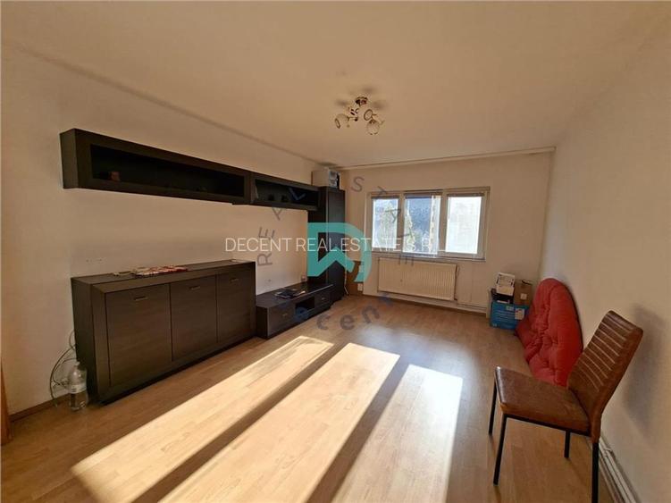 Apartament 2 camere, Racadau, etaj intermediar - 2
