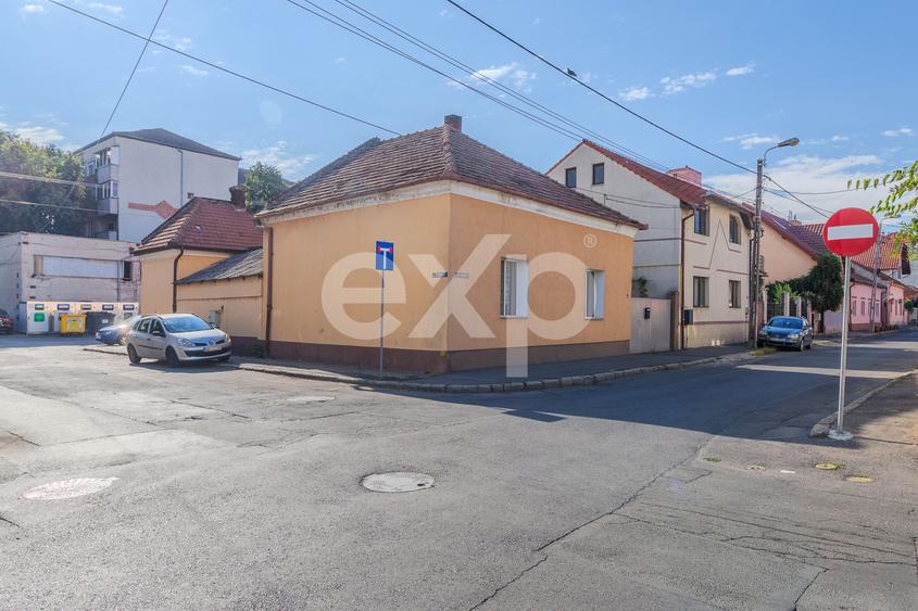 Casă de vânzare Oradea, zona Cantemir  strada Anatole France