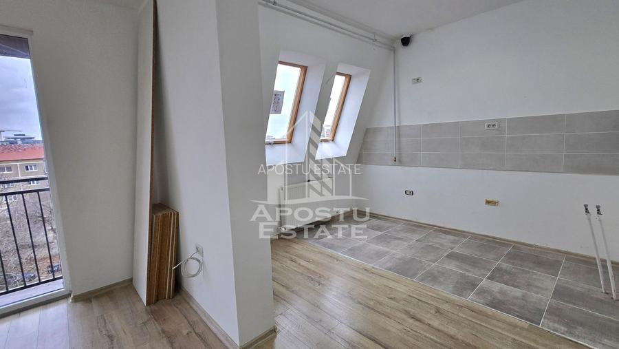 Apartament cu 3 camere si 2 bai, centrala proprie, zona Aradului - 3