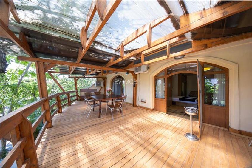 Vanzare Vila Pensiune 11 camere zona Mamaia Nord langa plaja - 27