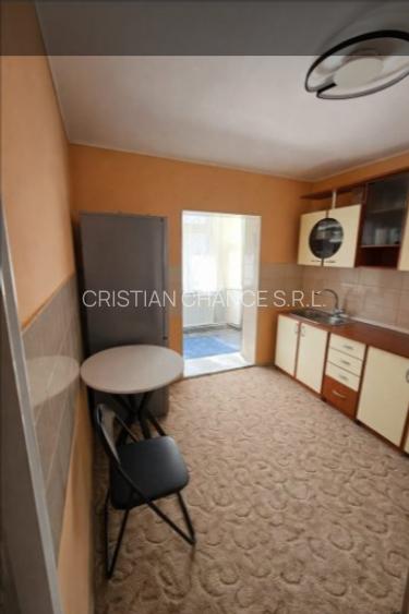 39787  Apartament 3 camere Poarta 6 - 6