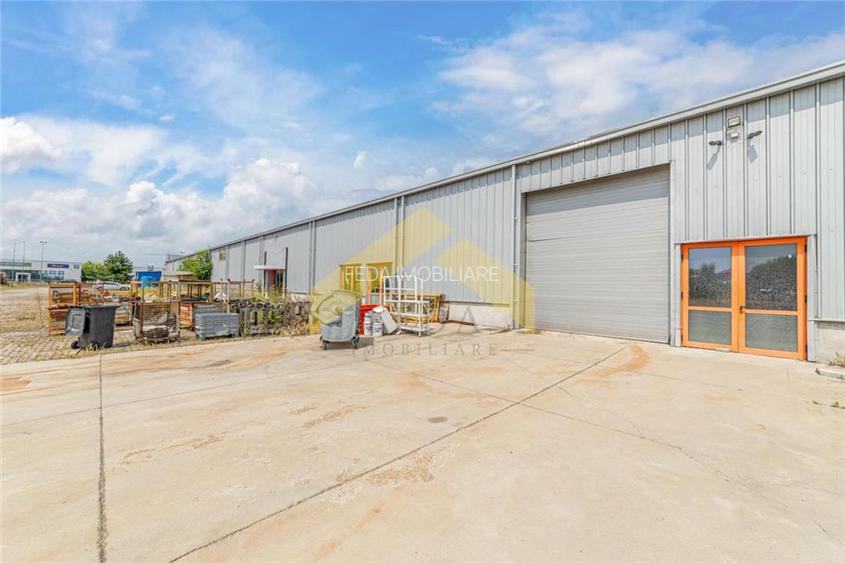 Hala de 8,560mp de vanzare in zona Micalaca - 3