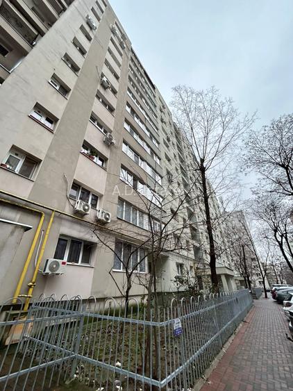 Nicolae Grigorescu 2 Camere Instalatii Schimbate Bloc 1979 12 Min Metrou - 12