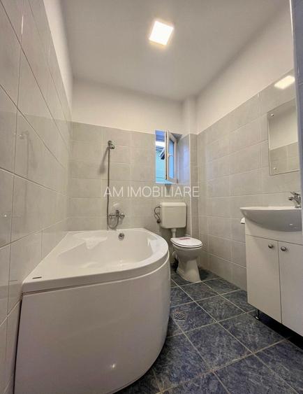 GARS. 1 DECEMBRIE 1918, BUCATARIE INCHISA, CENTRALA, METROU 10 MINUTE - 5