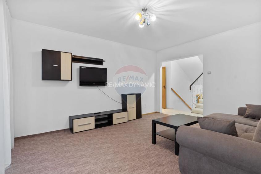 Apartament cu 3 camere NOU RENOVAT, PRIMA ÎNCHIRIER - zona Polivalentă - 4