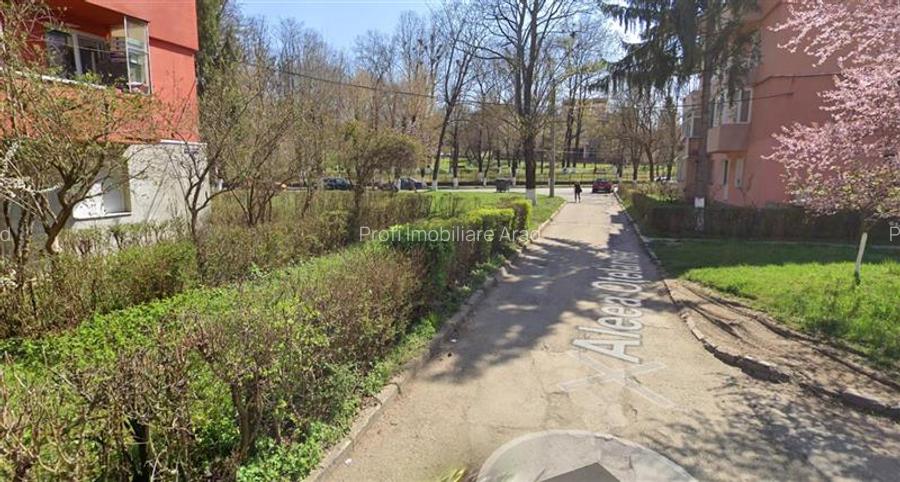 Garsoniera 10 mp langa parcul Corvin - 2