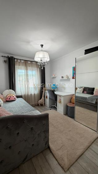 Apartament 4 camere, decomandat, zona centrală, LUX - 15