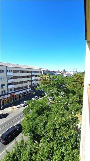 Centru - Apartament luminos cu 2 camere pe Calea Traian - 7