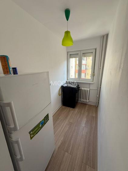 Apartament 3 camere.Renovat. Et. 3. Aproape de Spitalul Judetean. Izolat. - 12