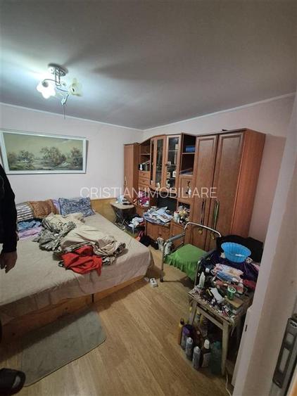 zona str.Plevnei-Poem Cafe, Apart 4 cam in vila 102 mp utili - 4