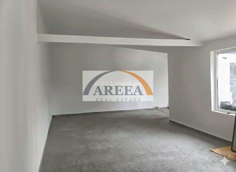 DE INCHIRIAT - spatiu comercial INTERSECTIE PIATA SUDULUi - 12