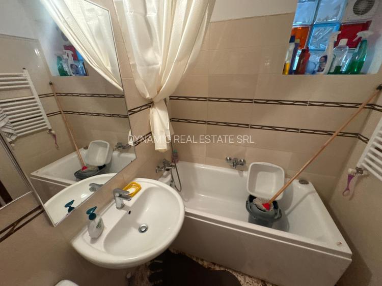 Centru - 2 camere - Centrala - Magazie - Curte  - 11