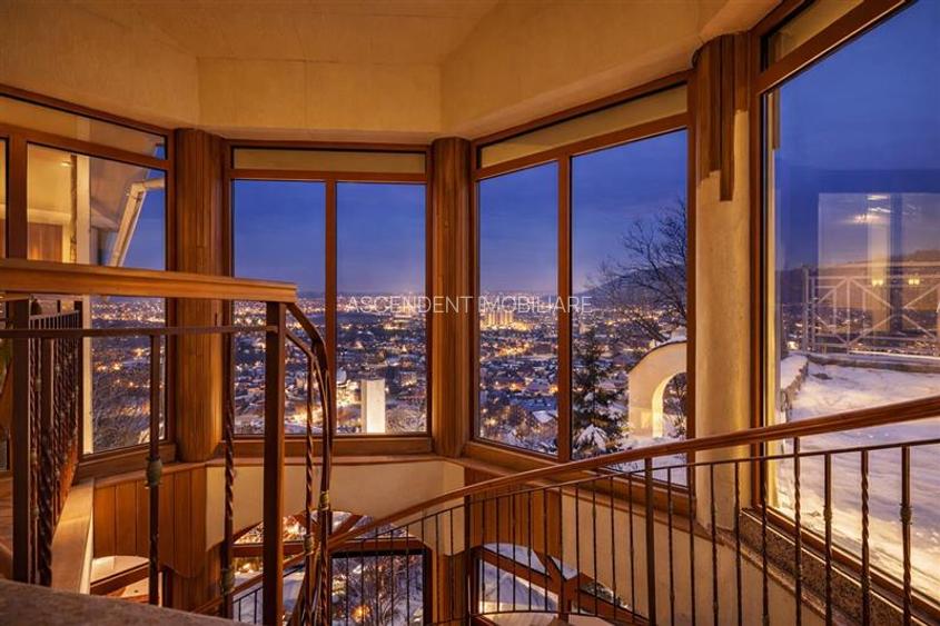 FILM! Castelariu: spectacol panoramic, locatie prestigioasa, exclusivist confort - 6