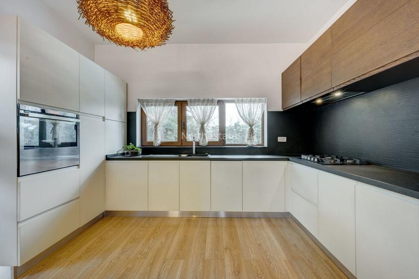 Vila de vanzare in Otopeni-central, zona linistita-Comision 0% - 39