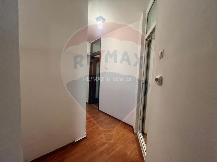 Inchiriere apartament decomandat  2 camere - 6