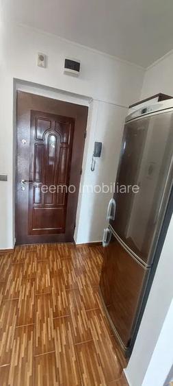 Garsoniera, decomandata, 34 mp, decomandata, balcon, metrou, Costin Georgian - 6