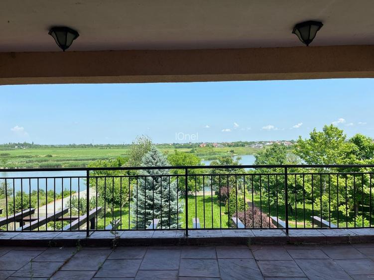 Proprietar vand vila deosebita - 2