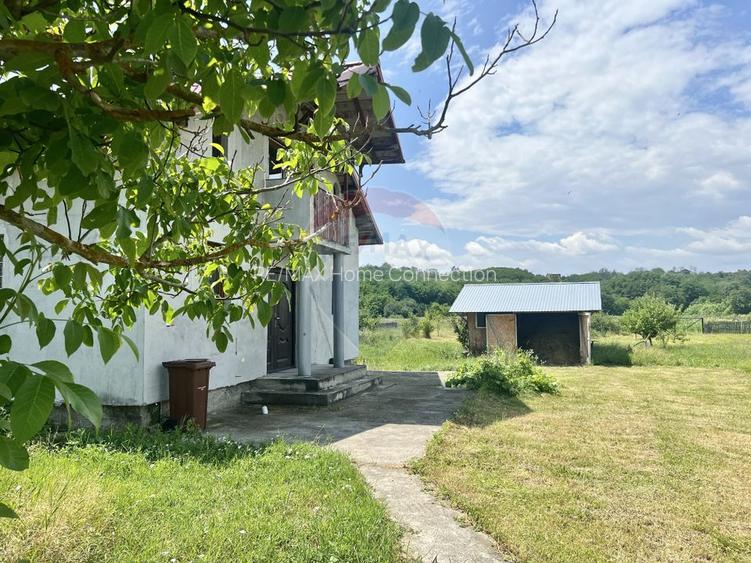 Casă / Vilă cu 3 camere de vânzare - 33
