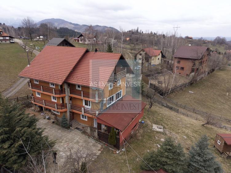 Pensiune 17 camere - zona Bran - 3