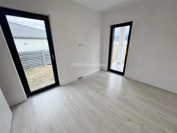 Casa individuala Cristian incalzire in pardoseala si garaj - 16