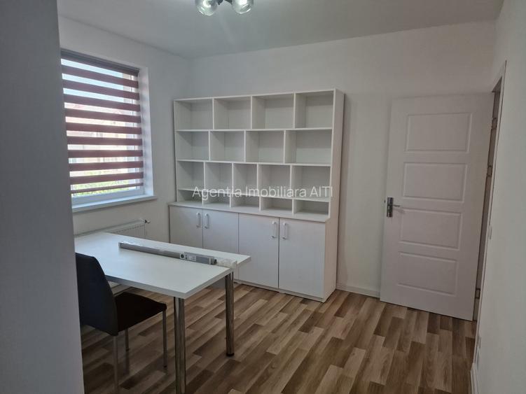 De Vanzare apartament 3 camere decomandat etaj 1-Suceava - 3