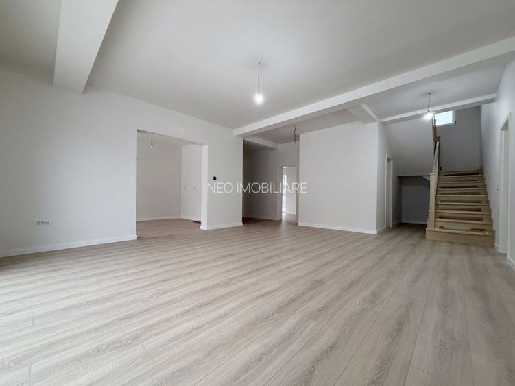 Casa / Spatiu Comercial - 150 mp - 2000 Euro - 3