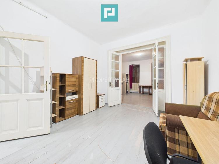 Casă 2 camere + anexe, teren 234 mp. - 9