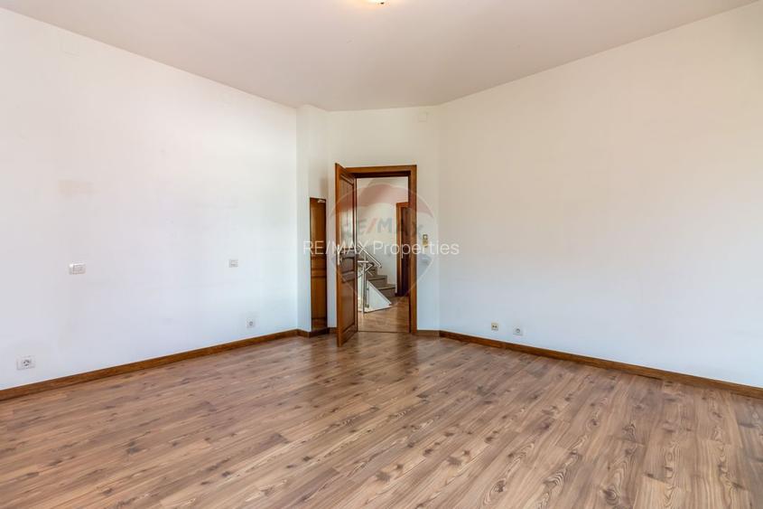 Casă / Vilă în Pipera de inchiriat, Iancu Nicolae, 5 x parcare - 29