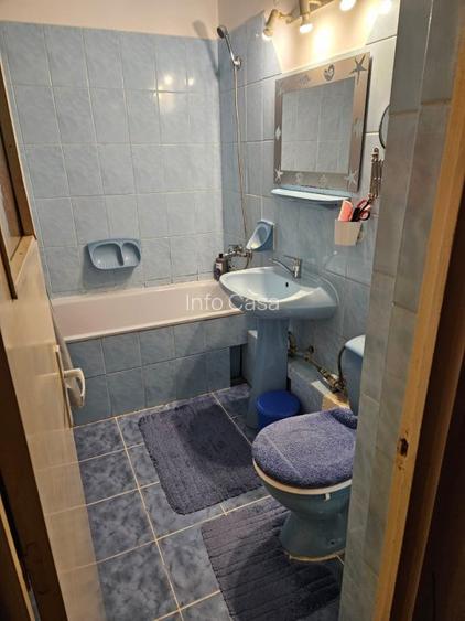 Vand apartament 3 camere decomandat Orastie - 8