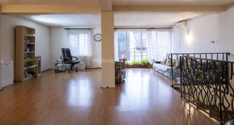 Casă De Vânzare, Lângă Pădurea Roșu Liberă, P+2, 5 Camere  Garaj + 2 Parcări - 7