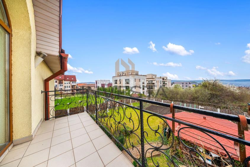 Casa individuala cu 7 camere, 260 mp, teren 900 mp, front 19m, Europa - 14