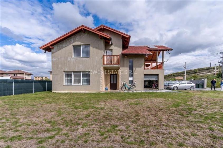 Casa individuala cu CF,170 mp utili,teren 1120 mp,Situata in Apahida! - 2