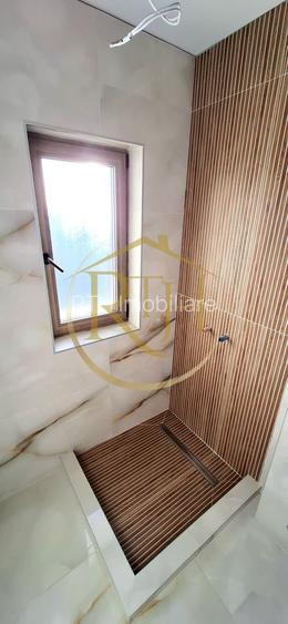 Oferim spre vanzare casa-duplex cu 4 camere si 3 bai situata in Giroc - 10