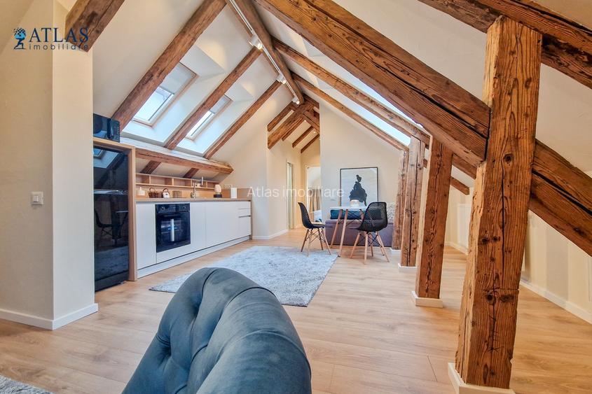 Nou amenajat, ultracentral, 100 mp., mansarda in vila, aer conditionat, parcare - 3