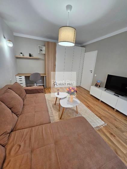 2 Camere Plaza Residence Sector 6 - 11