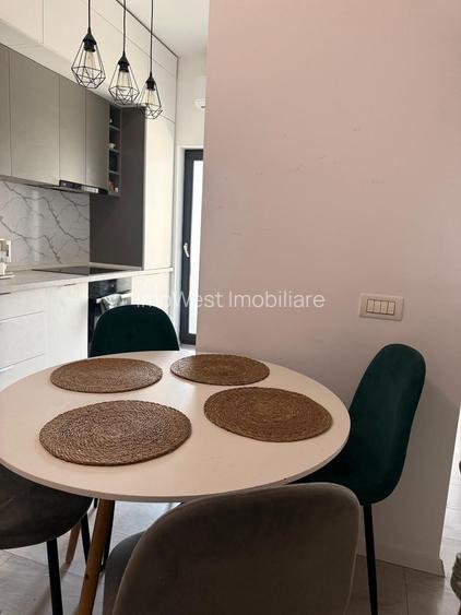 Giroc-Um | 3 Camere | 2 Locuri de parcare | Disponibil de la 1 Iulie - 9