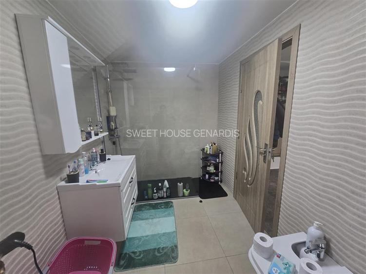 Spatiu Liniste si Libertate la poalele Muntilor - 23