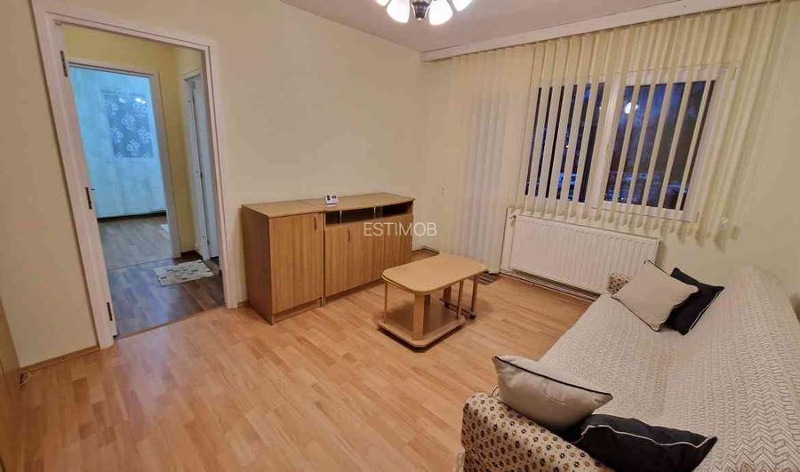 Chirie apartament 3 camere cu 2 balcoane zona Astra str.Neptun - 10