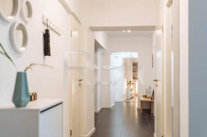 Apartament cu 4 camere cu vedere spre fantanile de la Piata Unirii - 29