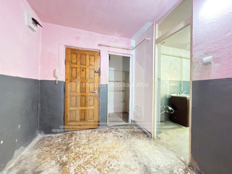 Apartament 2 camere | 50 mp | De renovat | Cetate-Mercur - 2