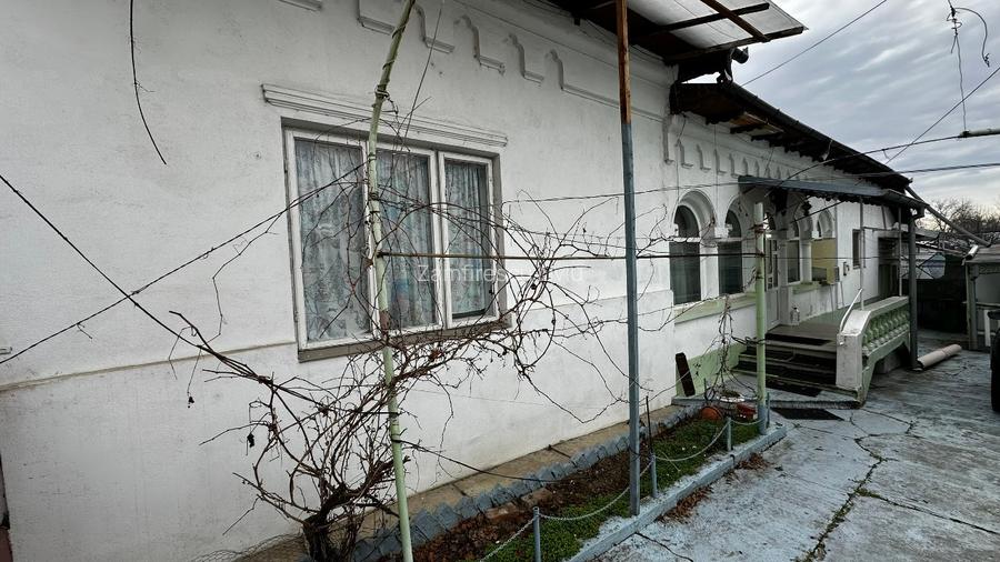 Casă cu teren 500 mp și potențial comercial – Drăgășani, str. Tudor Vladimirescu - 3