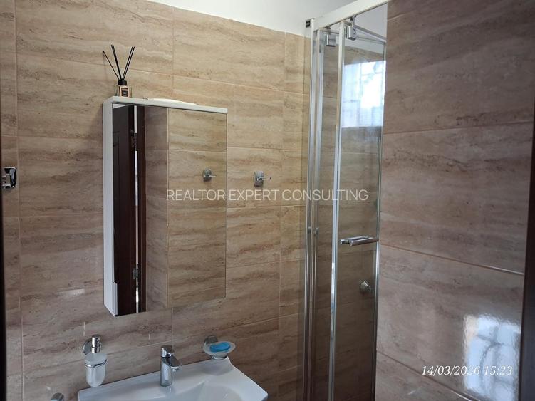 Casa individuala, P+1. centrala gaz, zona Centru - Piata Grivitei - 11