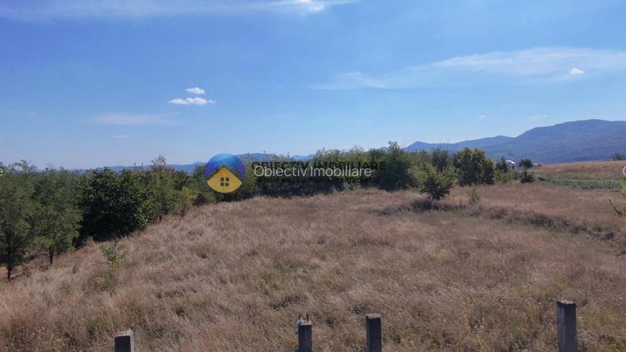 Teren intravilan 1100 mp - zona 1 Mai - 7