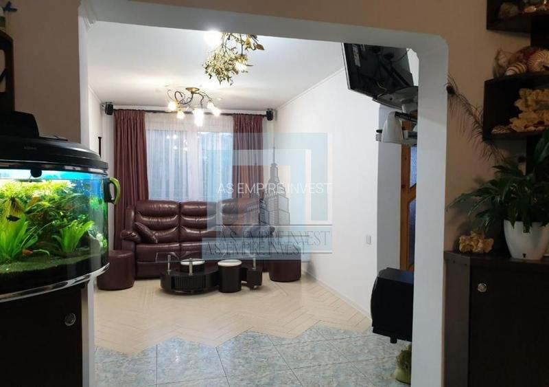 Ap 4 camere, 2 bai, mobilat-utilat - zona Tractorul - 11