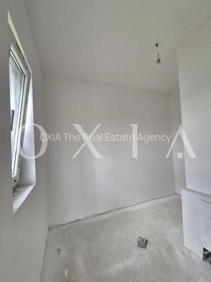 AX1046 Giroc, Zona Esso, 1/2 Duplex Cu 5 Camere - 7