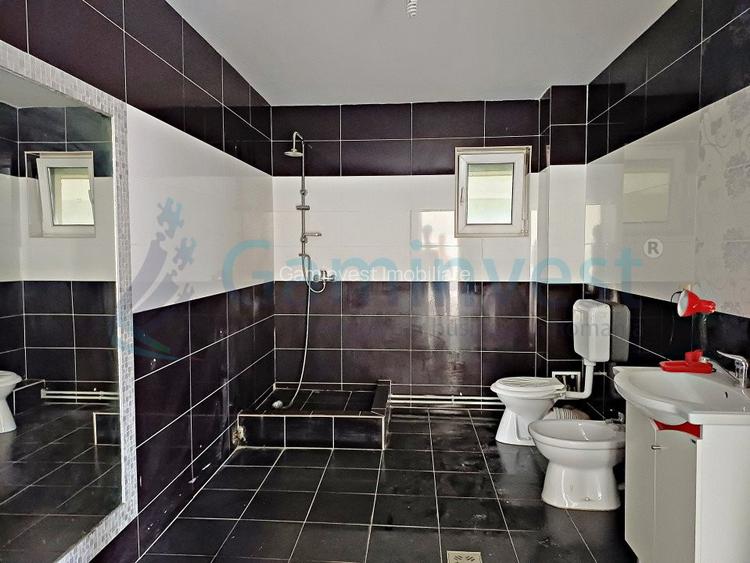 Casa de vanzare cu 5 dormitoare, Santandrei, Bihor - 5