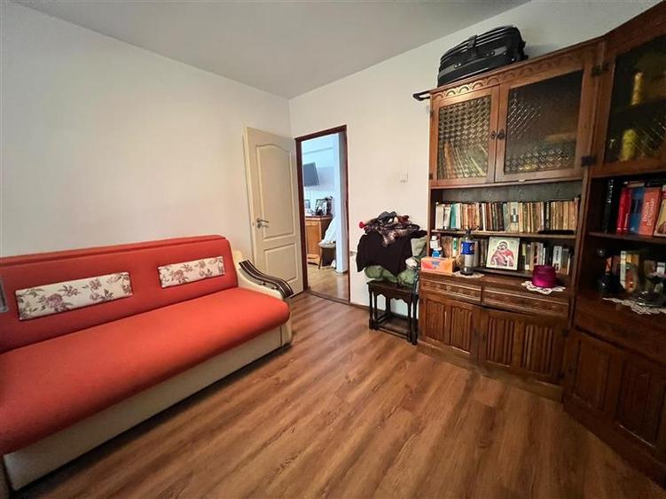 De vanzare apartament 2 camere in 7 Noiembrie Targu Mures