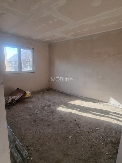 Garsoniere si apartamente    la alb , 1100 E/ mp - 5